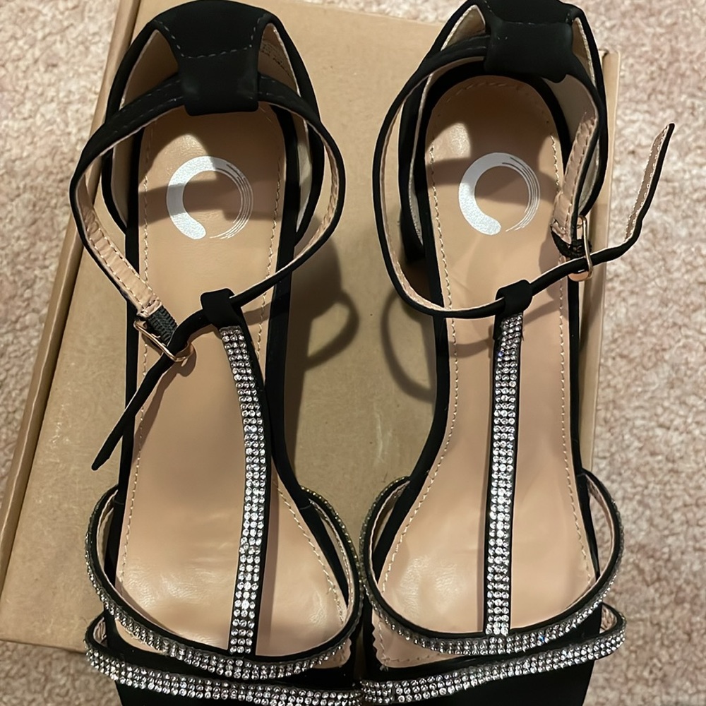 Beautiful Black Rhinestone Heels - Picture 5 of 5